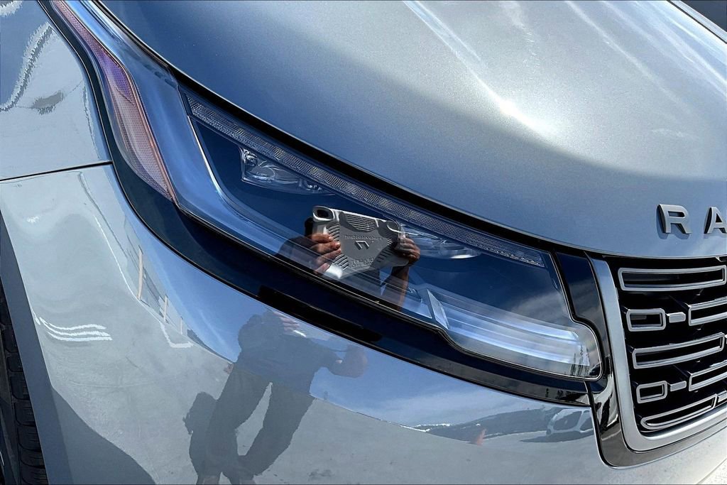 Certified 2026 Land Rover Range Rover Velar S AWD/4WD image 30