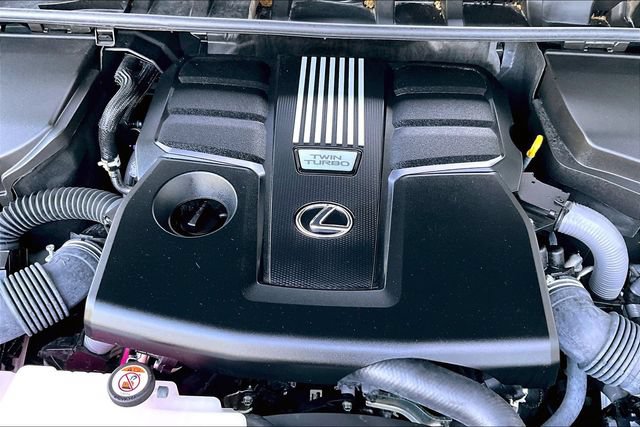Certified 2025 Lexus LX 600 4WD w/ Accessory Package (2T) image 31