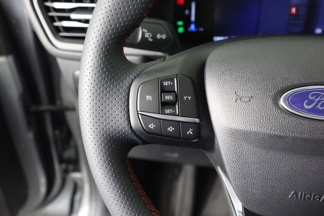 Used 2024 Ford Escape ST-Line Select image 36