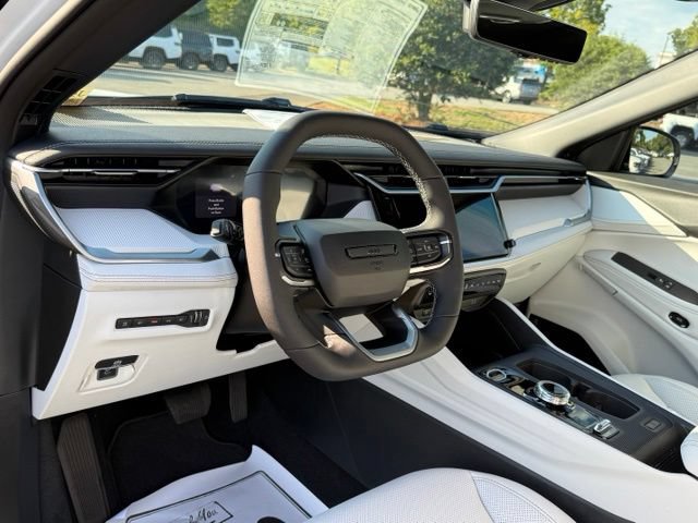 New 2026 Jeep Cherokee Overland w/ Advanced Pro Tech Group AWD/4WD image 16