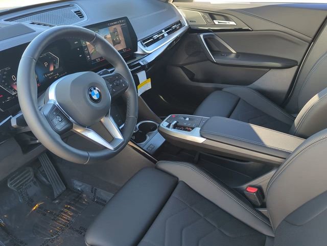 New 2026 BMW X2 xDrive28i w/ Technology Package image 16