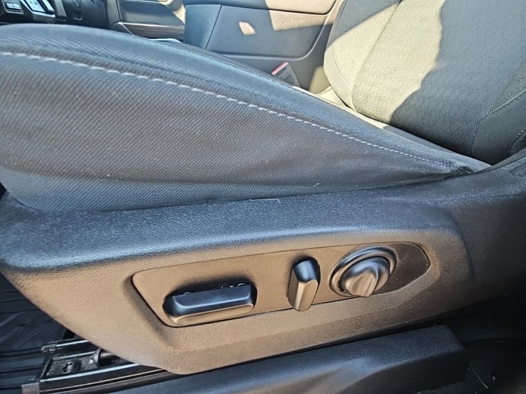 Certified 2020 Chevrolet Silverado 1500 RST image 17