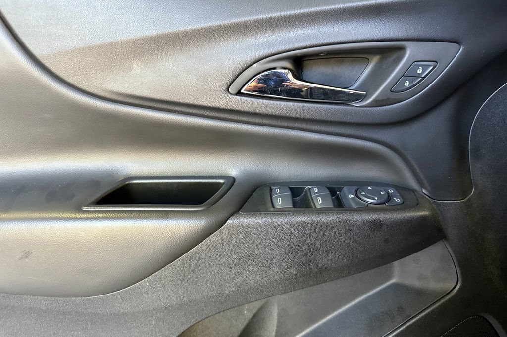 Used 2024 Chevrolet Equinox LT AWD/4WD image 11