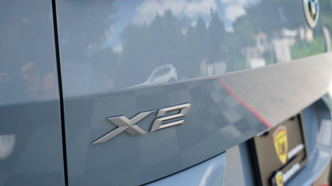 Used 2026 BMW X2 xDrive28i AWD/4WD image 33