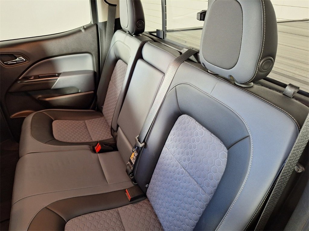 Used 2017 Chevrolet Colorado Z71 image 14