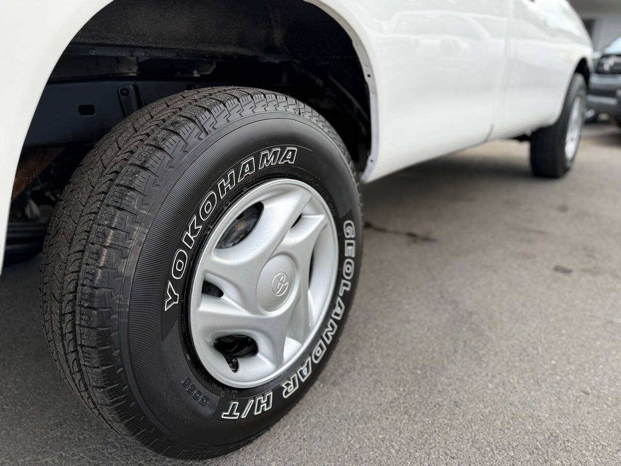 Used 2003 Toyota Tundra 2WD Regular Cab image 40