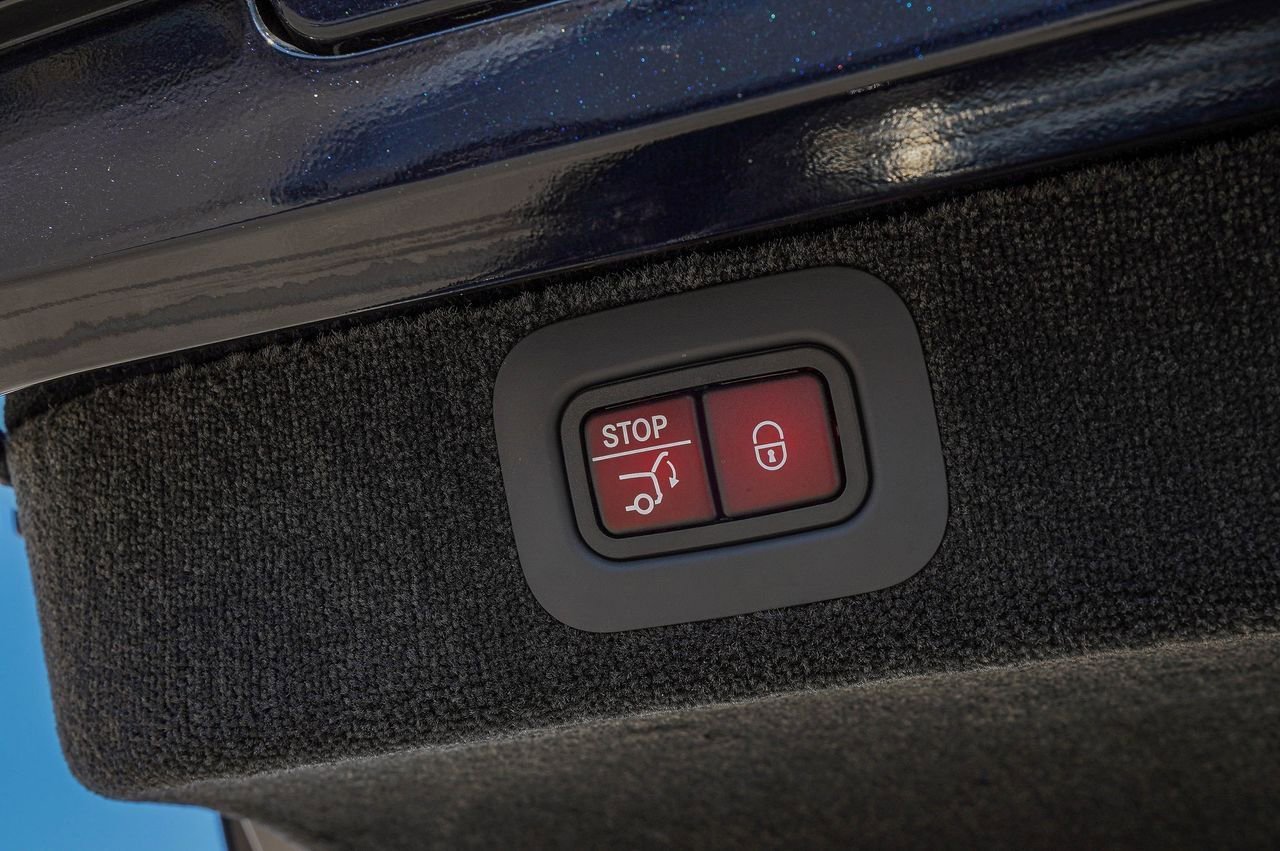 Used 2024 Aston Martin DBX 707 image 42