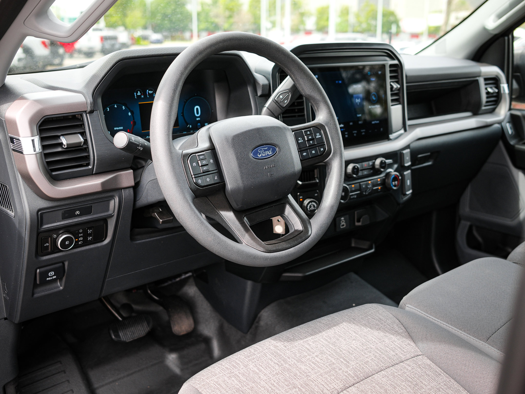 Used 2025 Ford F150 XL w/ Equipment Group 103A High AWD/4WD image 18