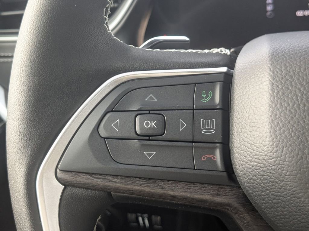 New 2025 Jeep Grand Cherokee L Limited w/ Trailer Tow Package image 19