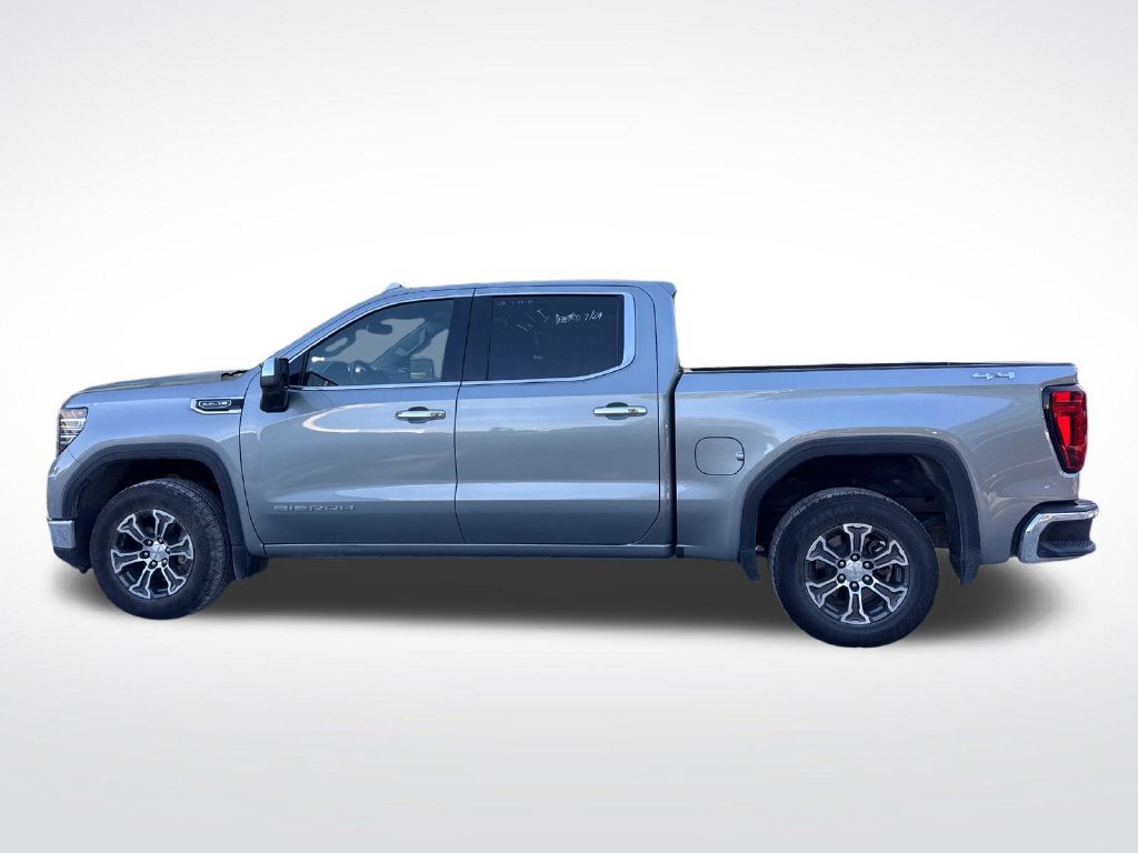 Used 2025 GMC Sierra 1500 SLT AWD/4WD image 3