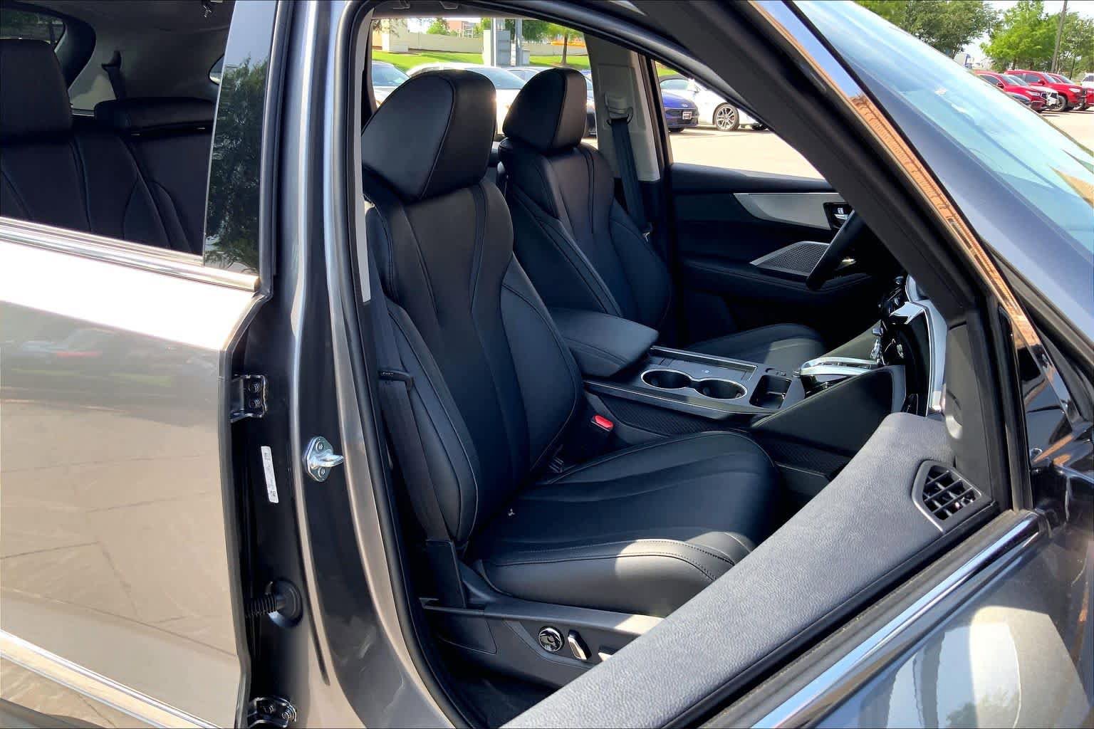 Used 2026 Acura MDX FWD image 9