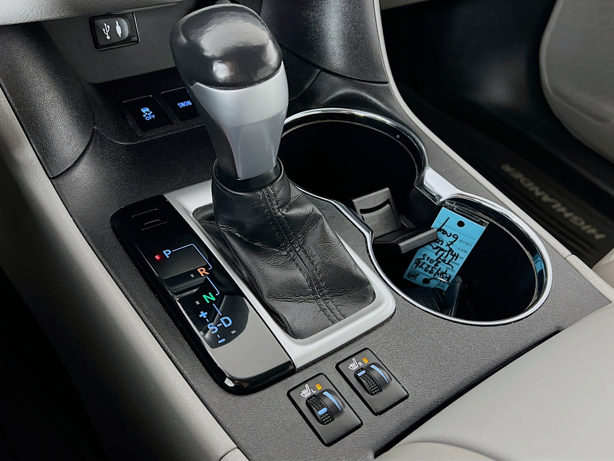 Used 2015 Toyota Highlander XLE image 18