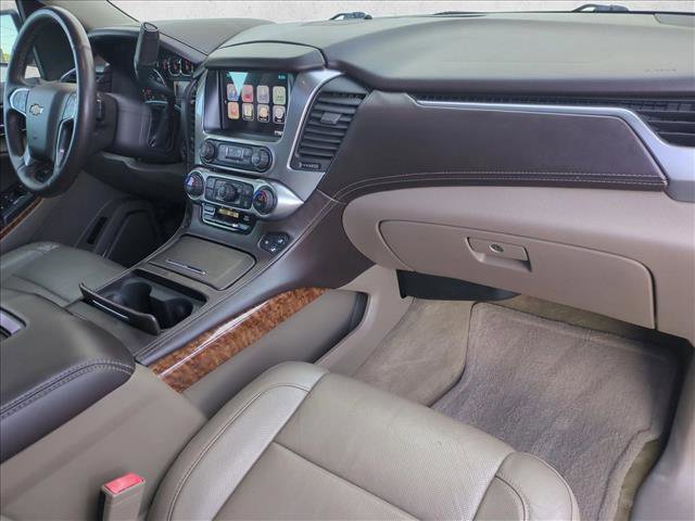 Used 2015 Chevrolet Suburban LTZ RWD image 25