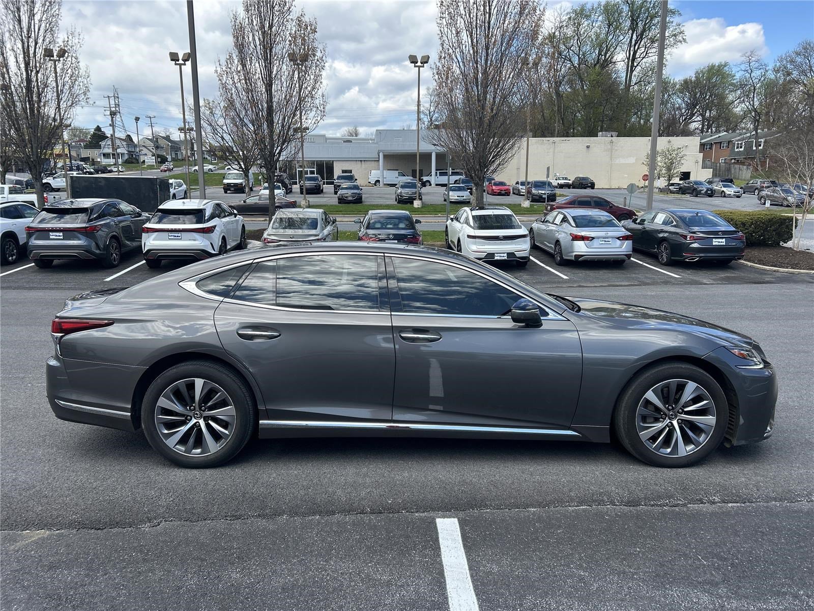 Used 2019 Lexus LS 500 AWD w/ Accessory Package (Z2) image 6