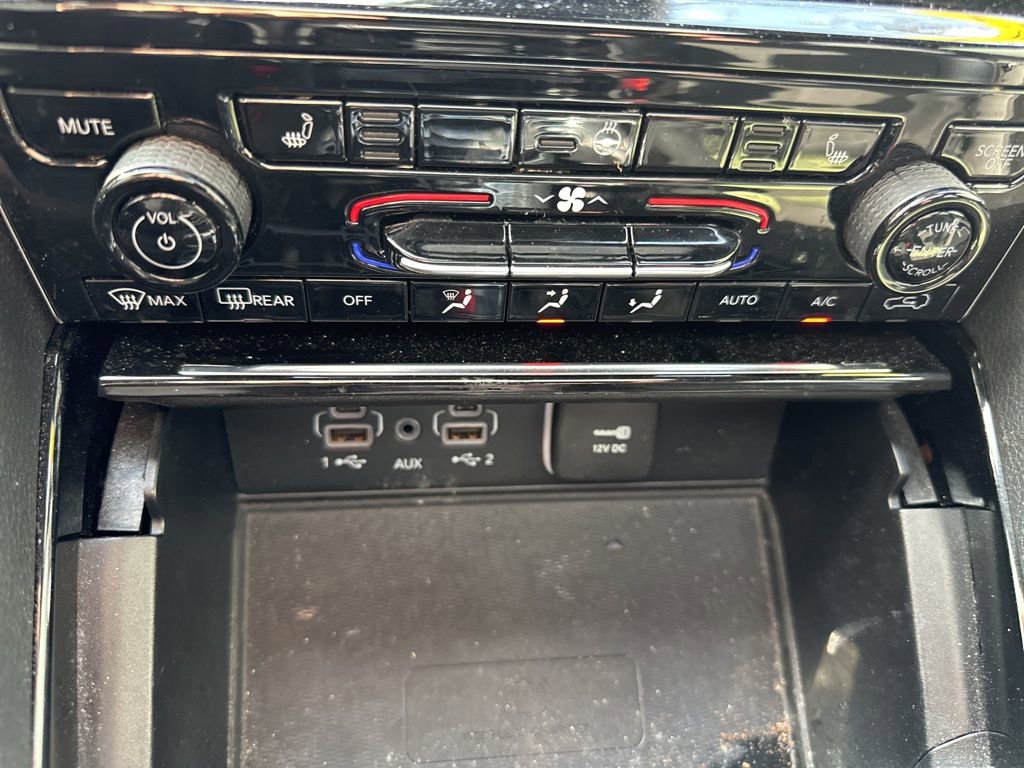 Used 2023 Jeep Grand Cherokee Altitude image 15