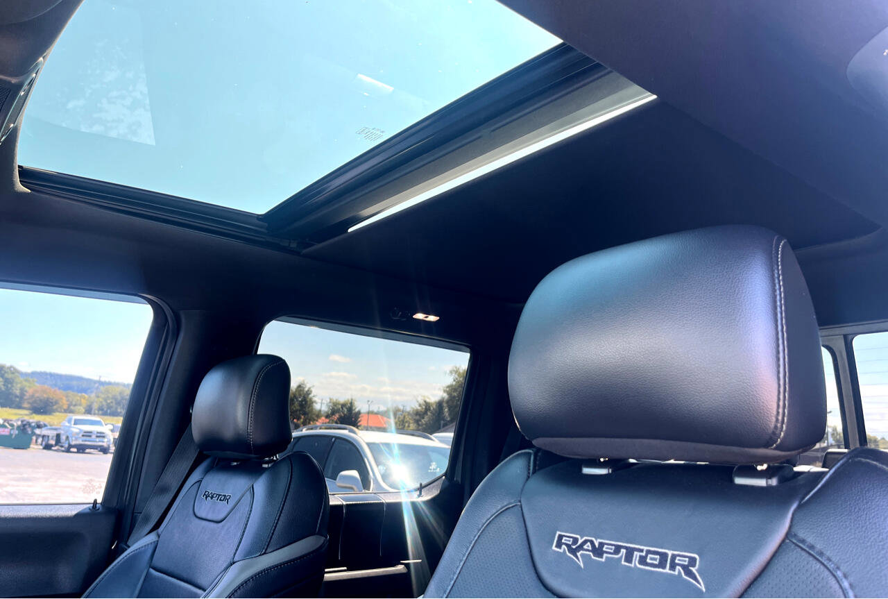 Used 2017 Ford F150 Raptor w/ Equipment Group 802A Luxury image 18