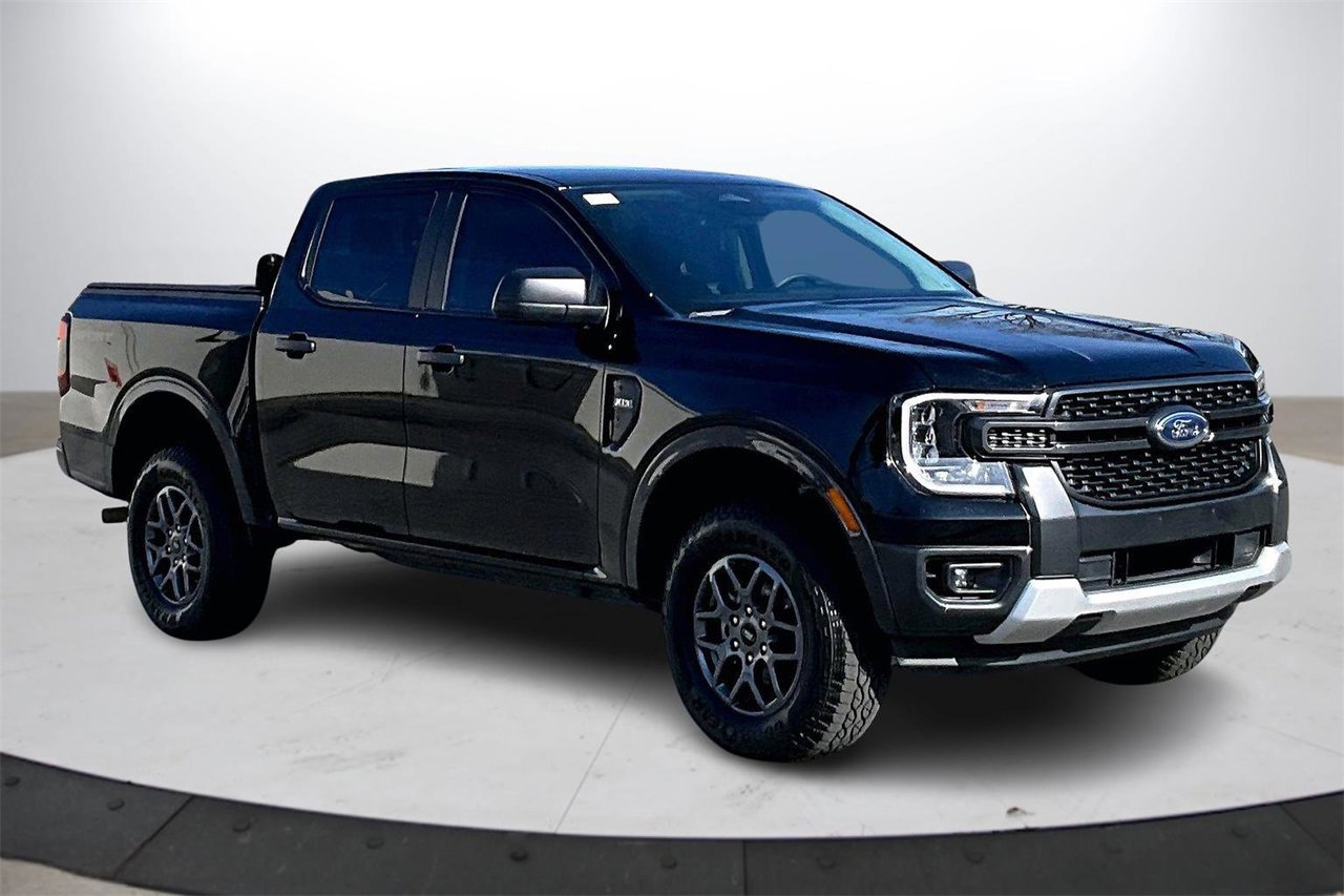 Used 2024 Ford Ranger XLT w/ Trailer Tow Package image 2