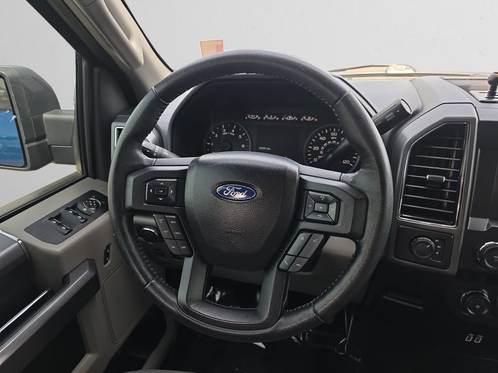 Used 2020 Ford F150 XLT w/ Equipment Group 302A Luxury image 14