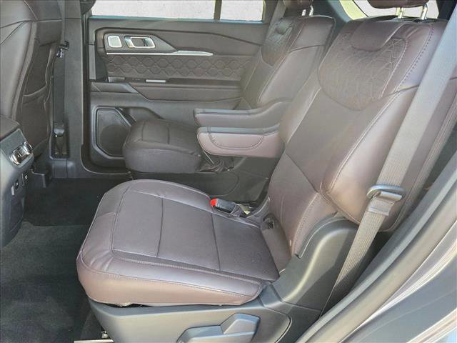 New 2026 Ford Explorer Platinum w/ LUX Leather Package image 16