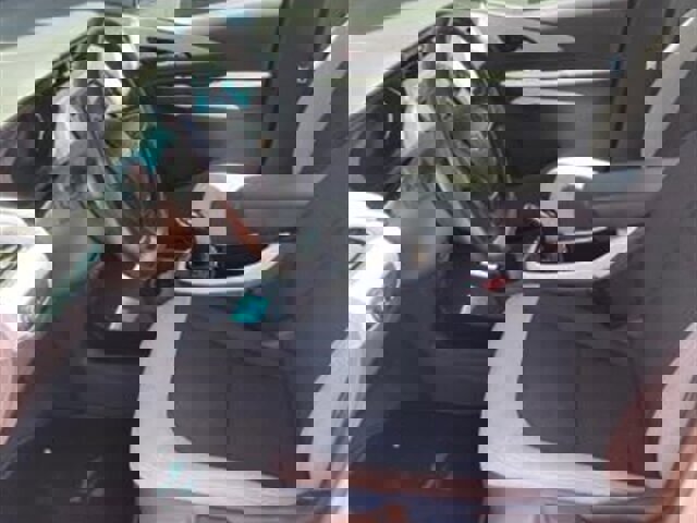 Used 2018 Chevrolet Bolt LT image 8