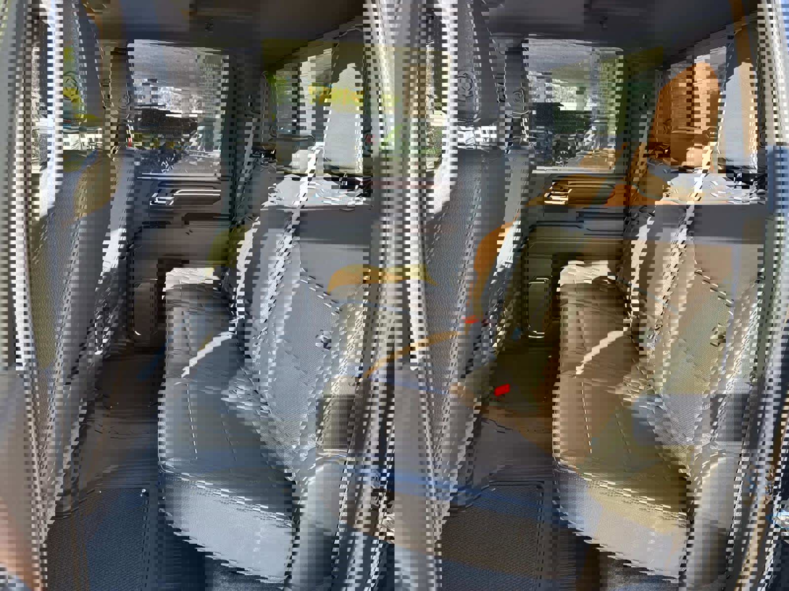 Used 2024 GMC Sierra 2500 Denali w/ Denali Reserve Package image 27