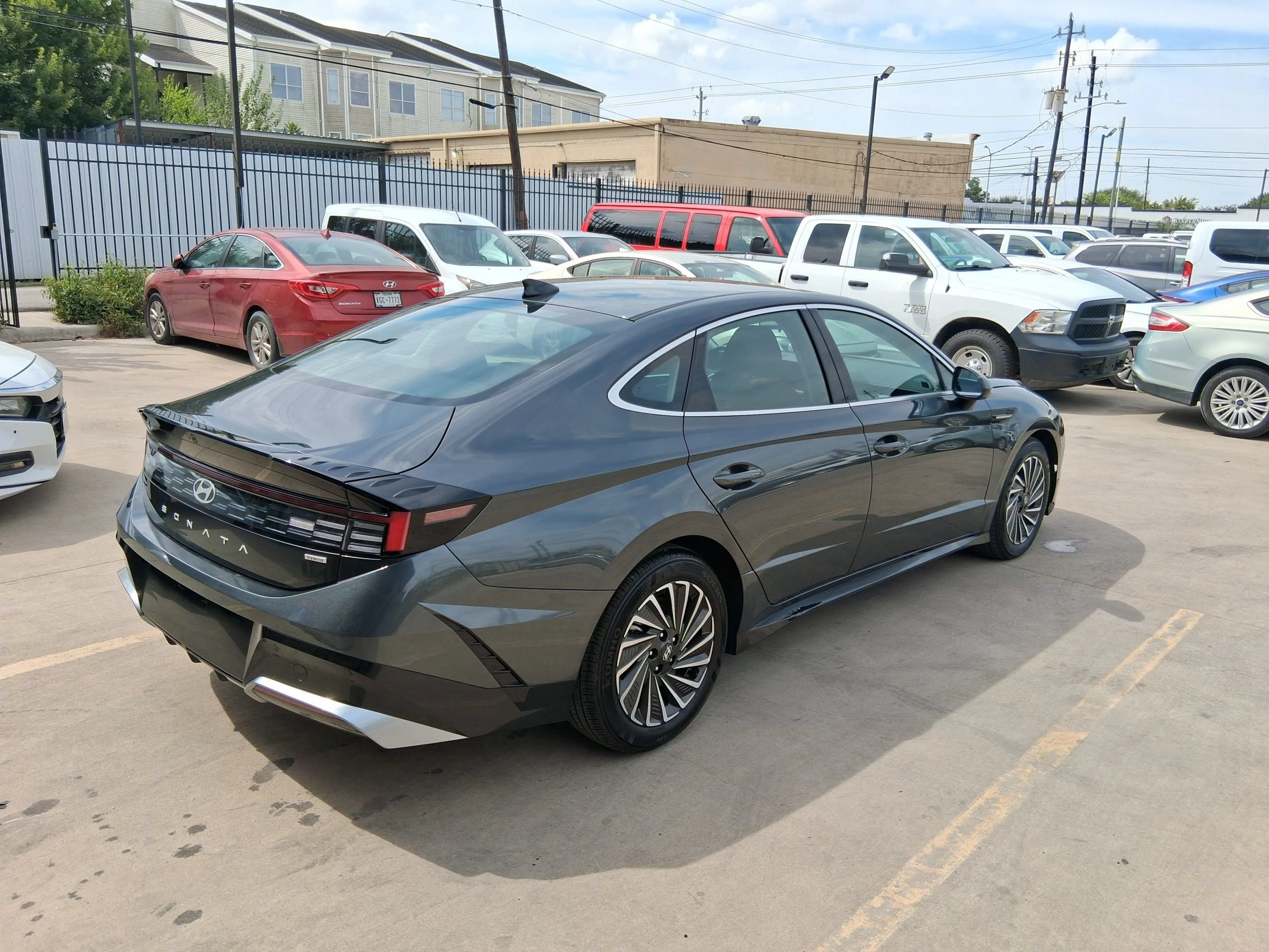 Used 2025 Hyundai Sonata SEL FWD image 10