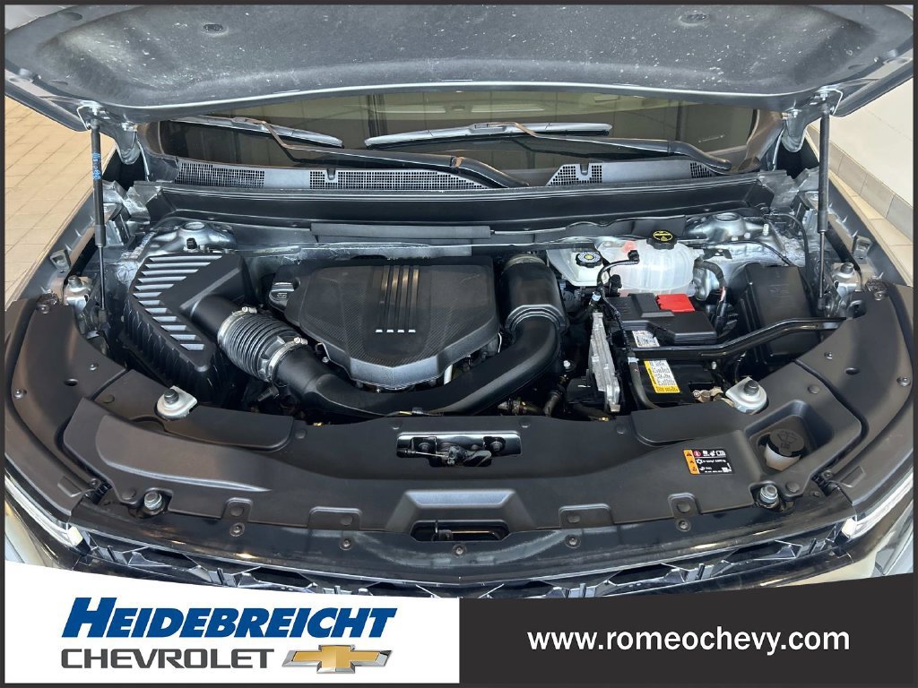 Certified 2024 Chevrolet Traverse Z71 w/ LPO, Floor Liner Package AWD/4WD image 9