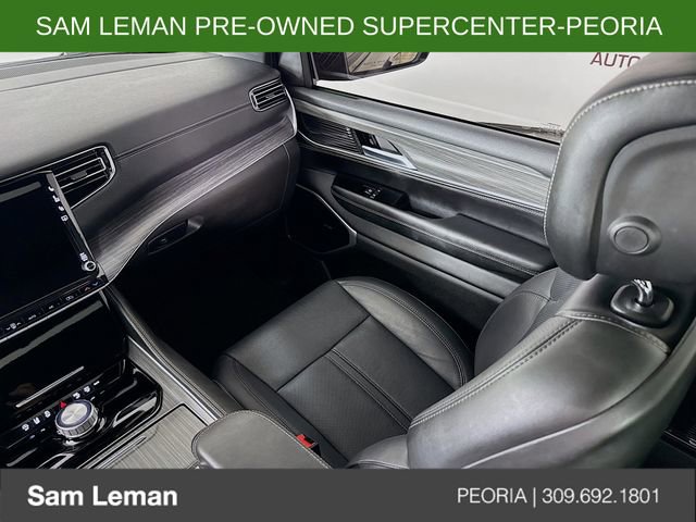 Used 2023 Jeep Wagoneer Series III w/ Premium Group I RWD image 25
