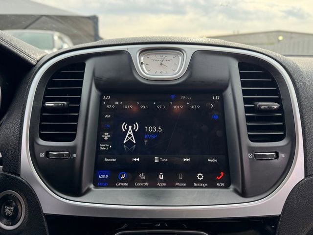 Used 2023 Chrysler 300 Touring L image 14