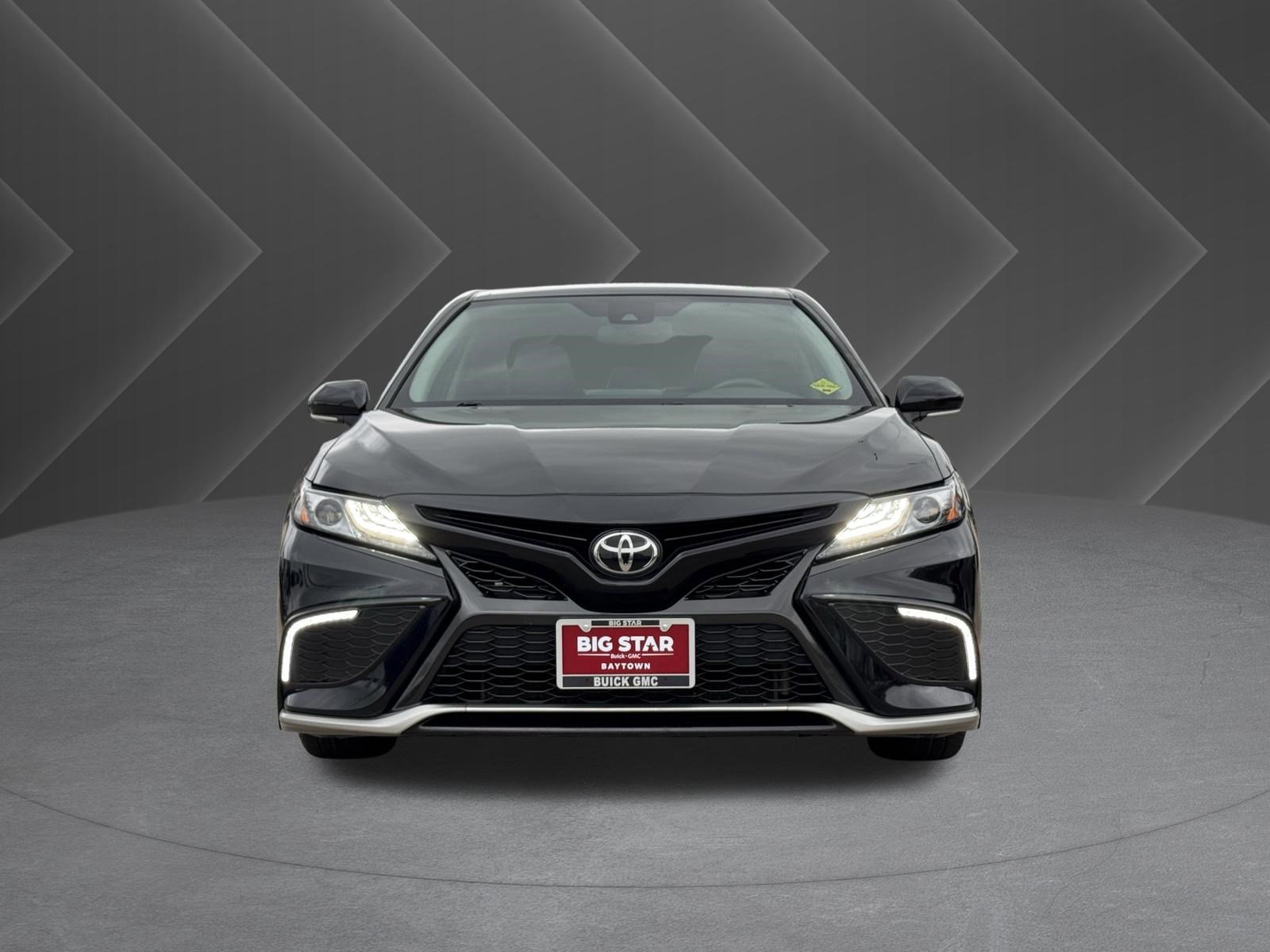 Used 2024 Toyota Camry XSE image 3