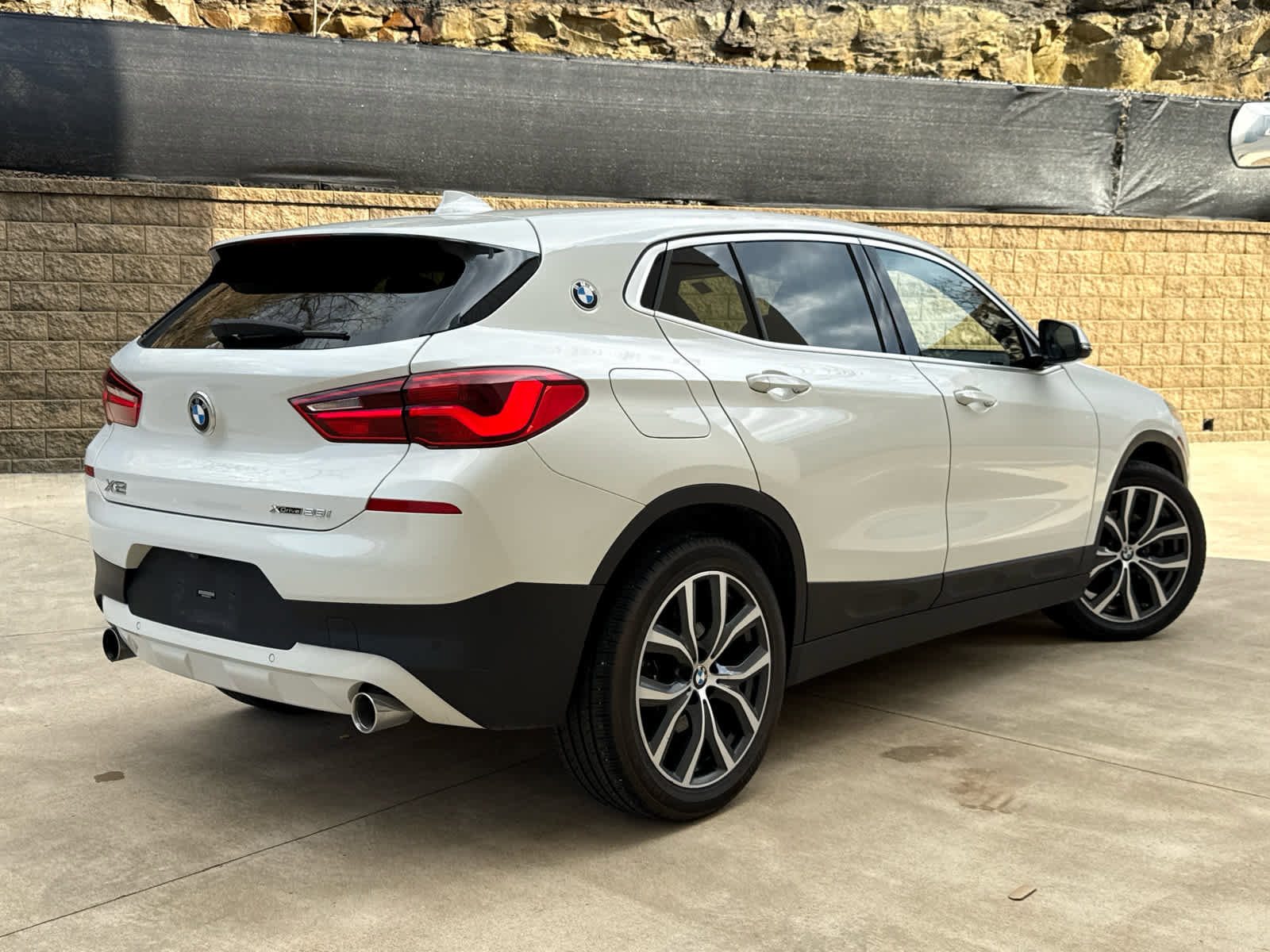 Used 2019 BMW X2 xDrive28i w/ Convenience Package AWD/4WD image 3