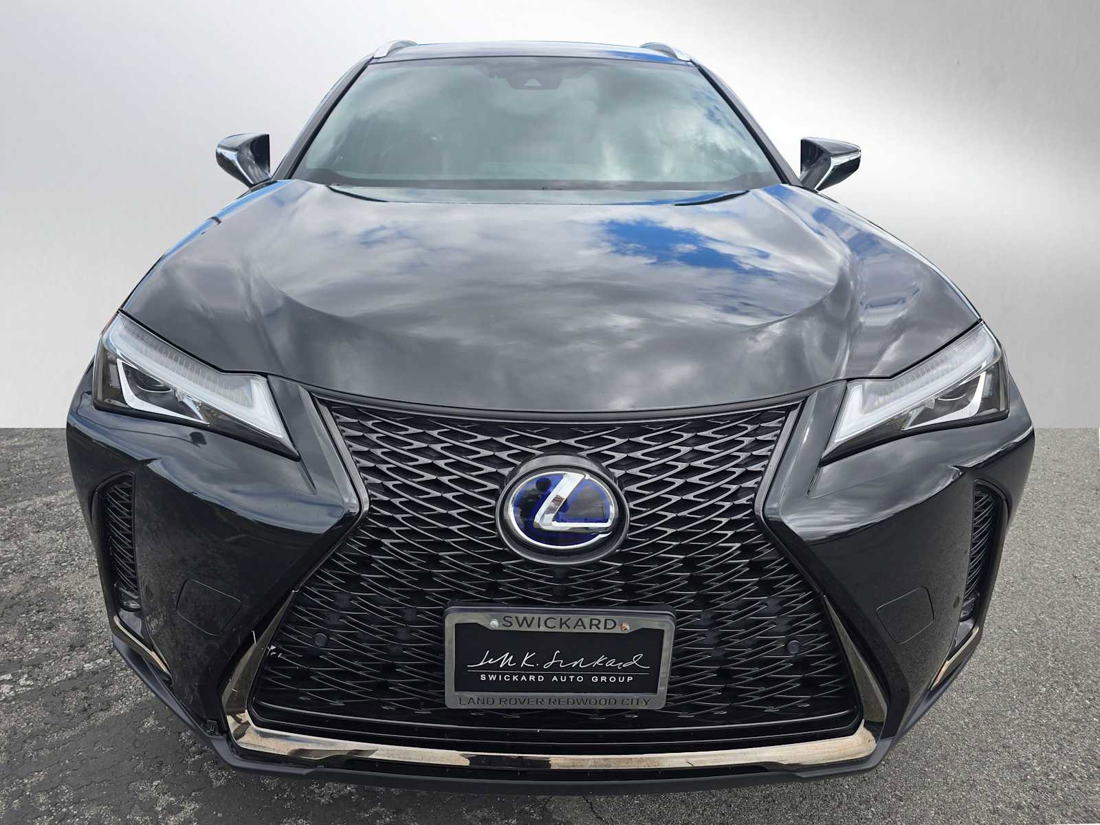 Used 2022 Lexus UX 250h F Sport w/ Accessory Package (Z2) image 8