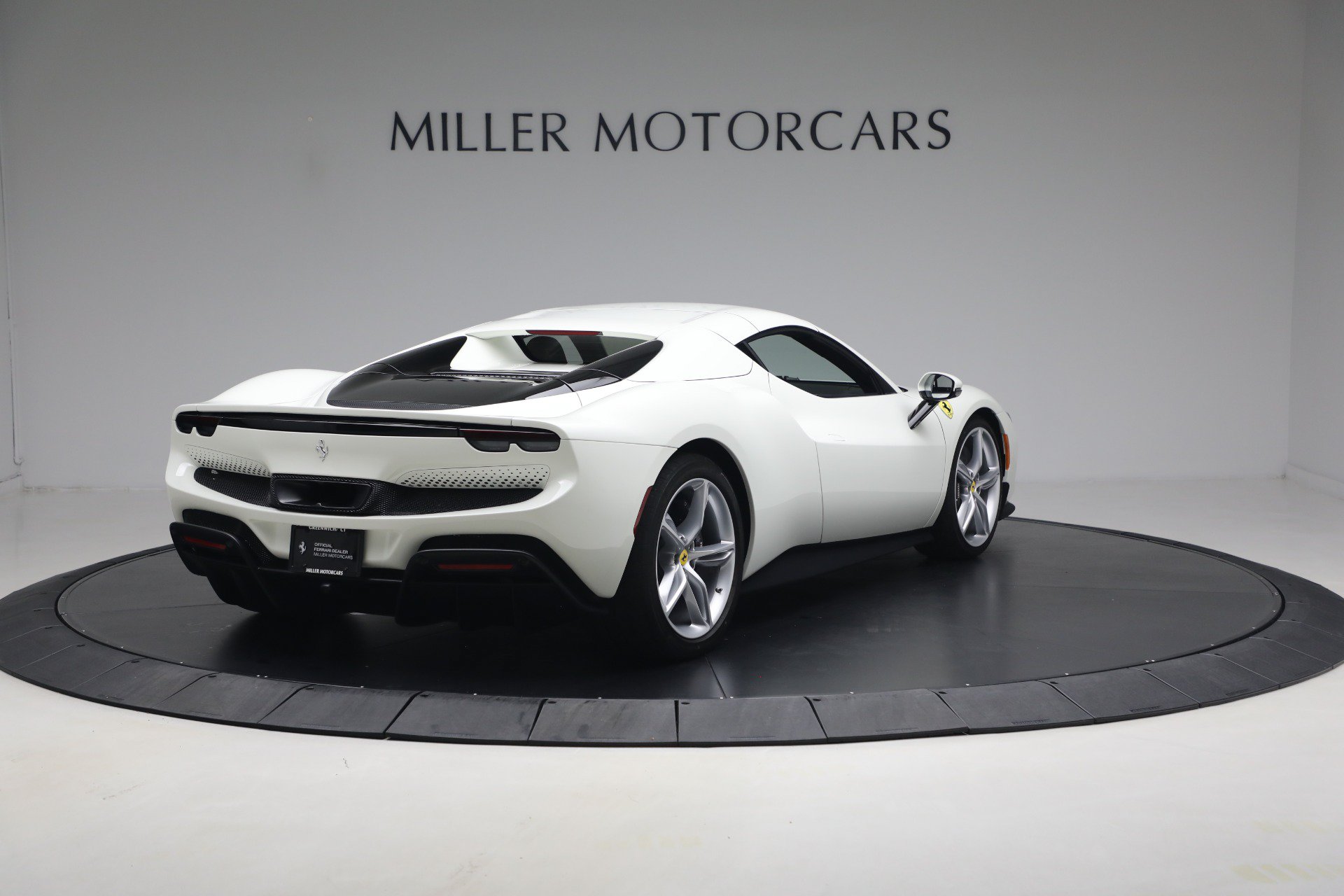 Used 2025 Ferrari 296 GTS RWD image 27