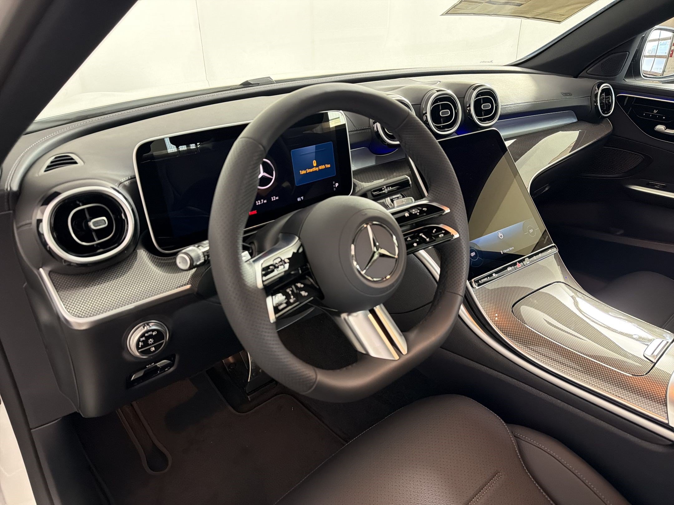 Used 2026 Mercedes-Benz C 300 4MATIC Sedan image 4