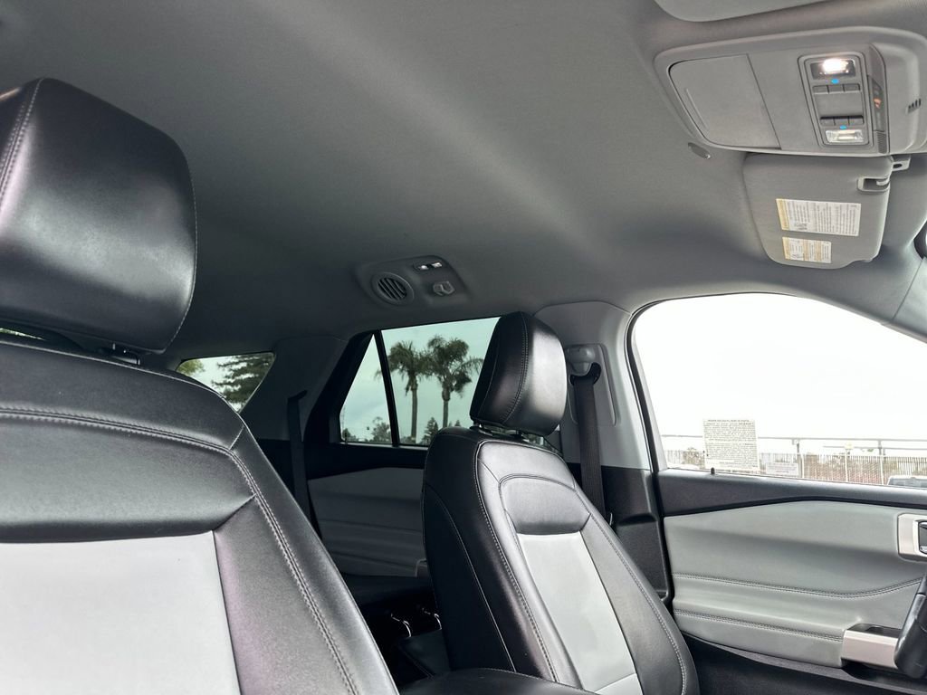Certified 2023 Ford Explorer XLT w/ Equipment Group 202A image 17