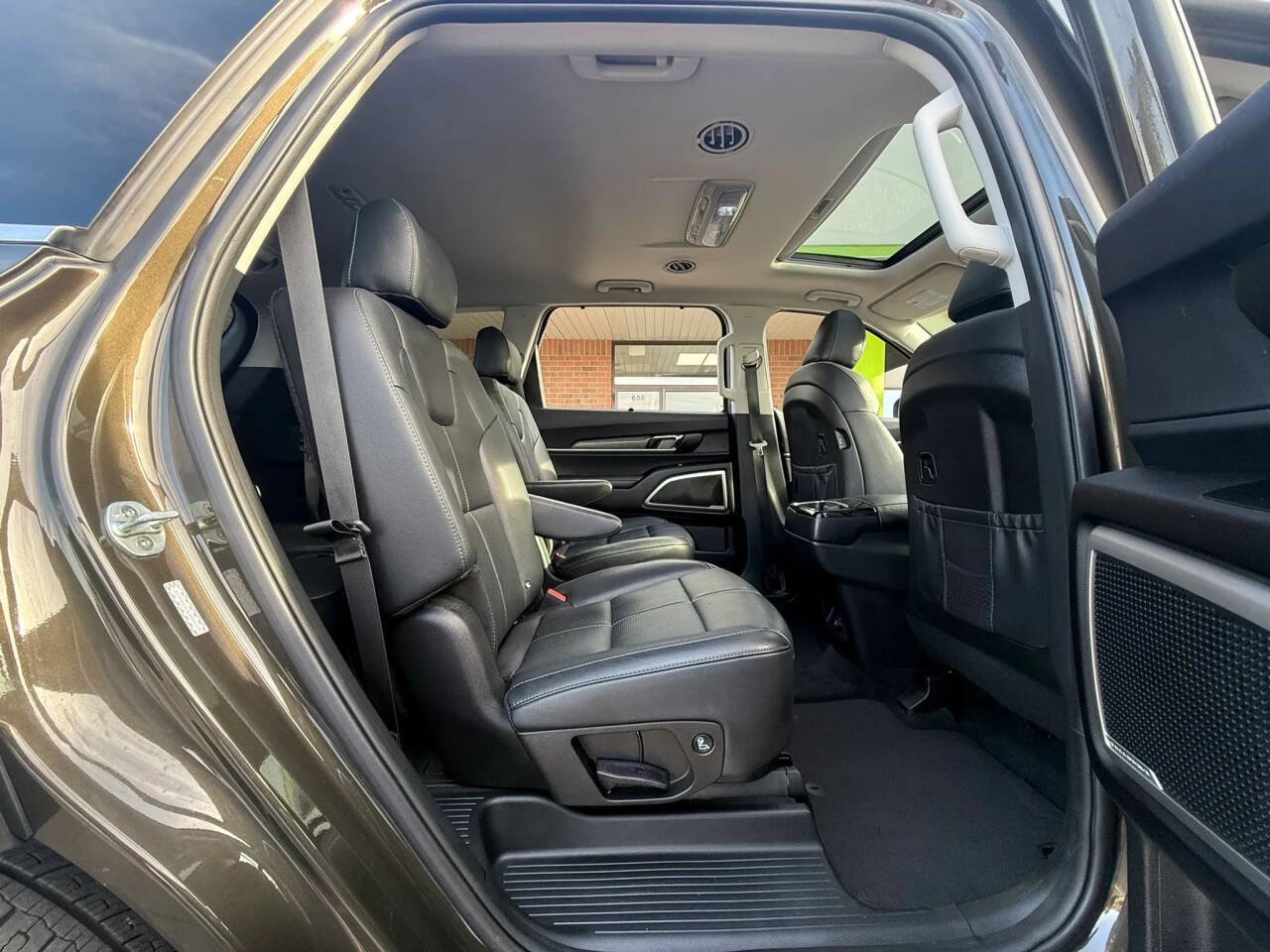 Used 2020 Kia Telluride EX w/ EX Premium Package FWD image 15