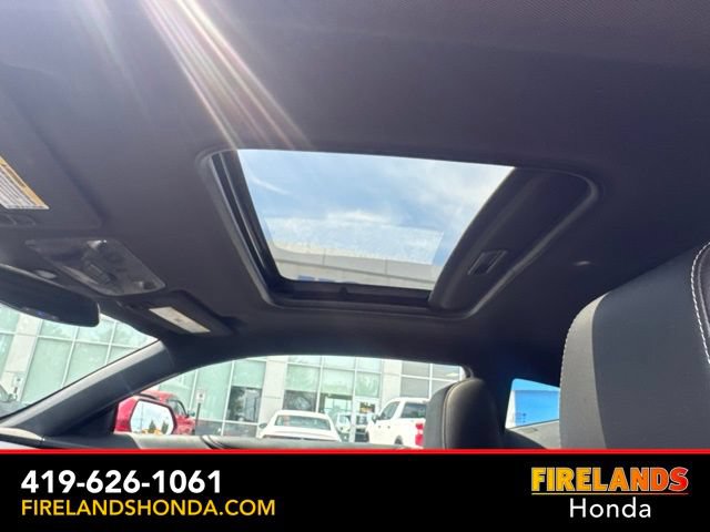 Used 2016 Chevrolet Camaro LT RWD image 31