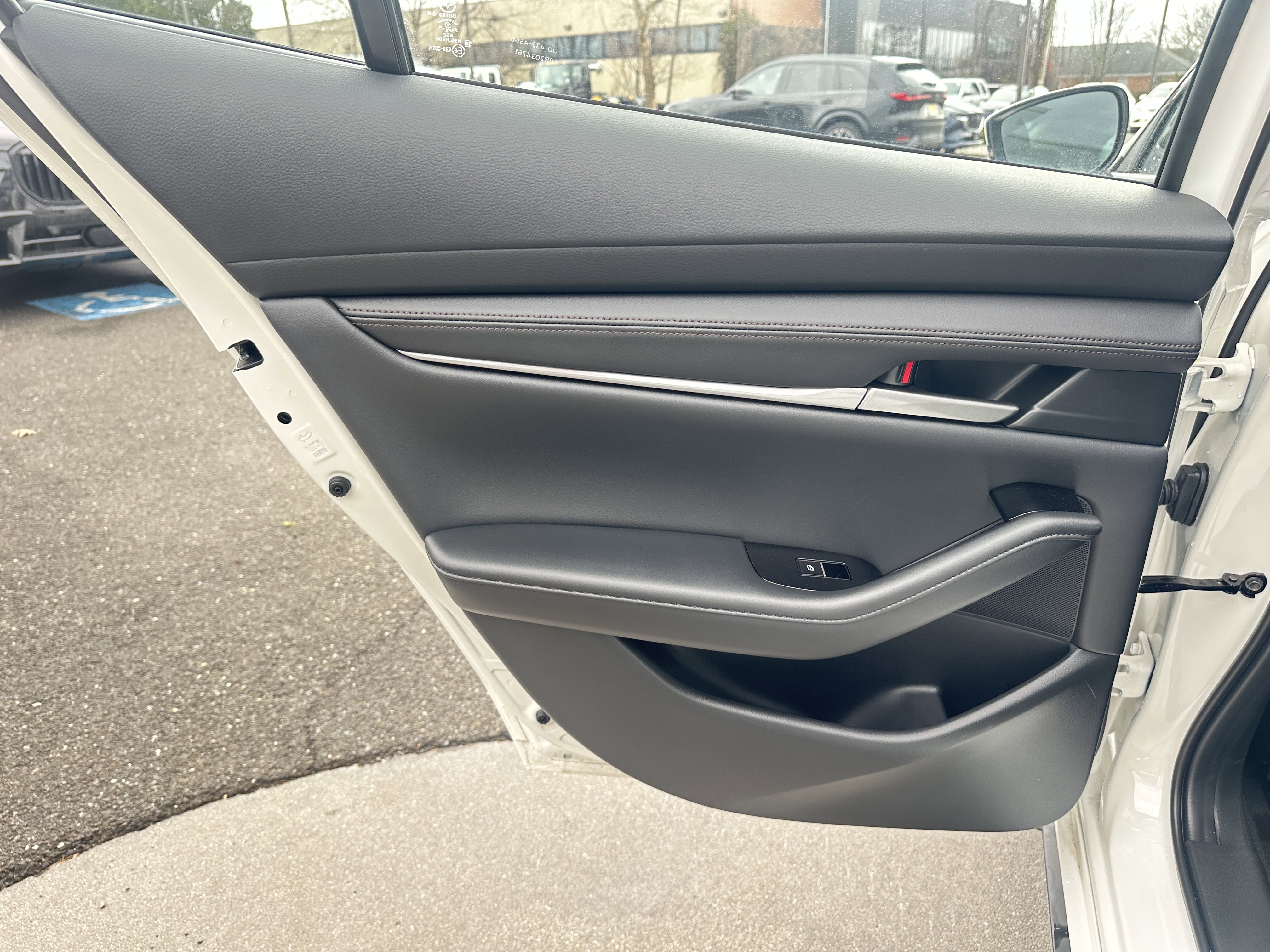 Used 2026 MAZDA MAZDA3 2.5 S Preferred image 31