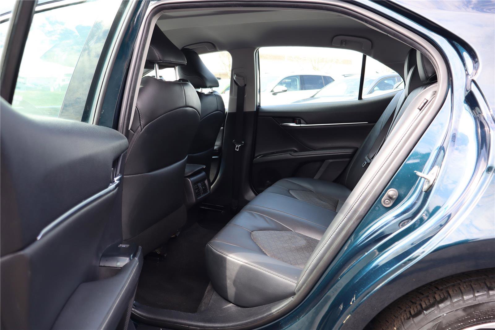 Used 2019 Toyota Camry XSE image 22