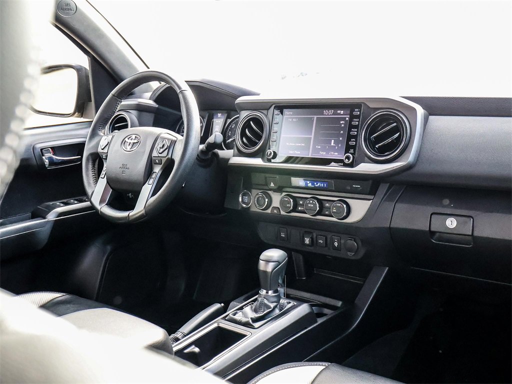 Used 2021 Toyota Tacoma TRD Off-Road image 23