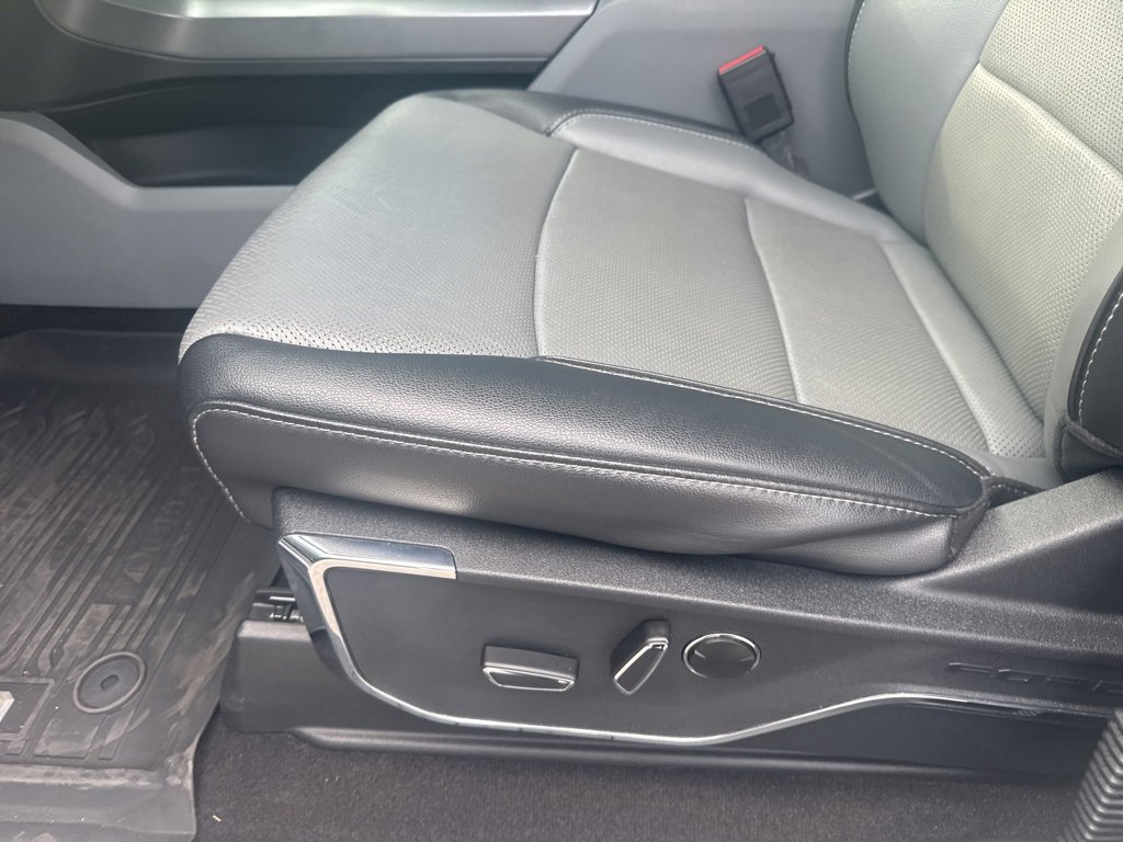 Used 2021 Ford F150 Lariat w/ Max Trailer Tow Package image 14