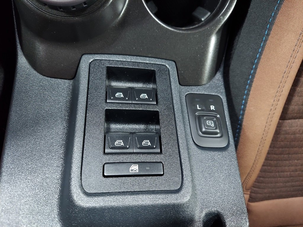 Used 2022 Ford Bronco Outer Banks image 29