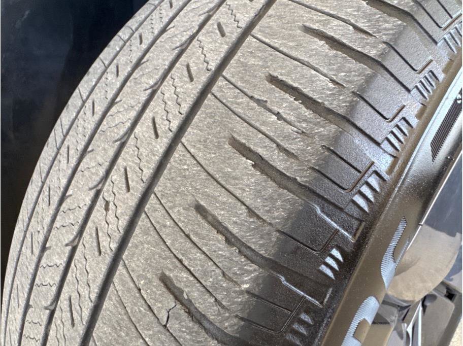 Used 2023 Nissan Ariya AWD image 29