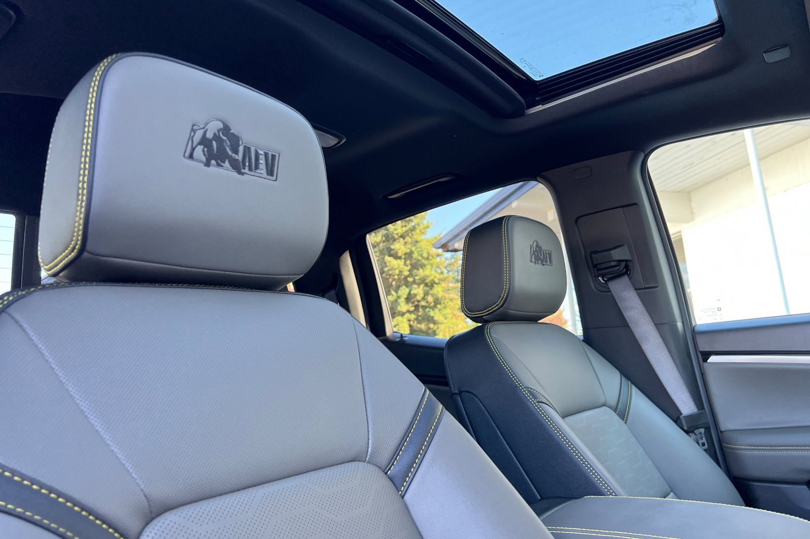 New 2026 Chevrolet Colorado ZR2 w/ ZR2 Bison Edition image 13