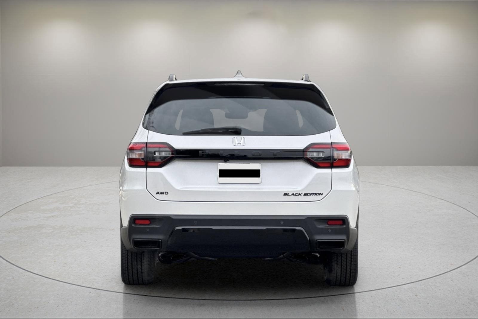 New 2026 Honda Pilot Black Edition image 4