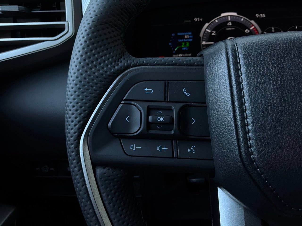 New 2026 Toyota Tundra Limited AWD/4WD image 37