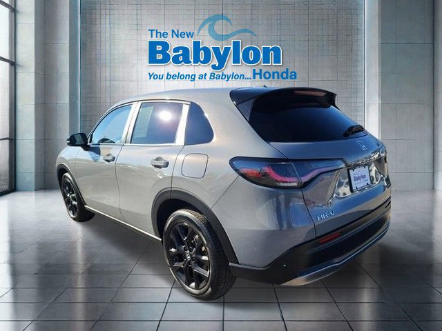 Used 2023 Honda HR-V Sport image 3