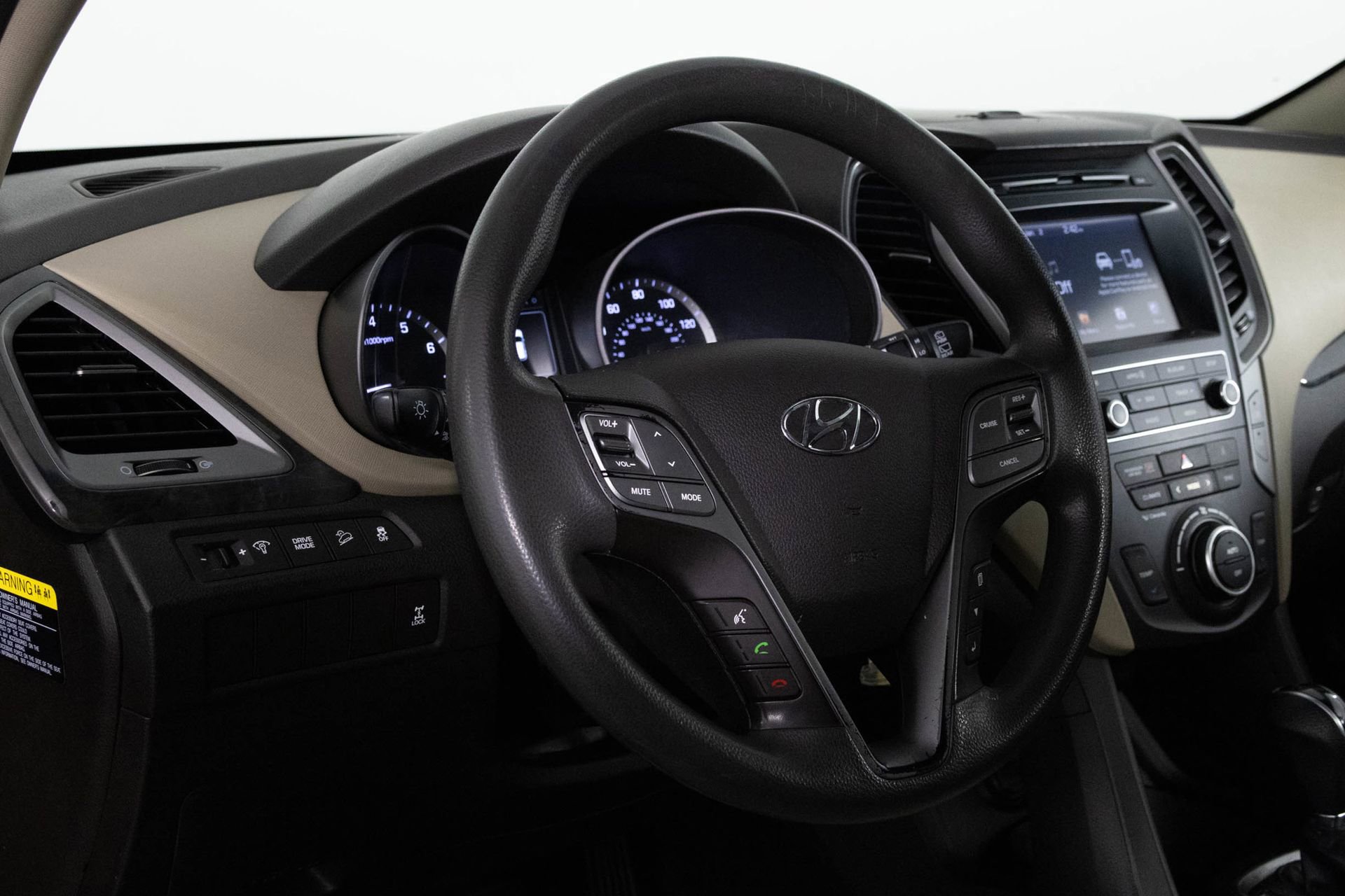 Used 2017 Hyundai Santa Fe Sport image 32