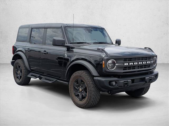 Used 2024 Ford Bronco Black Diamond AWD/4WD video 3