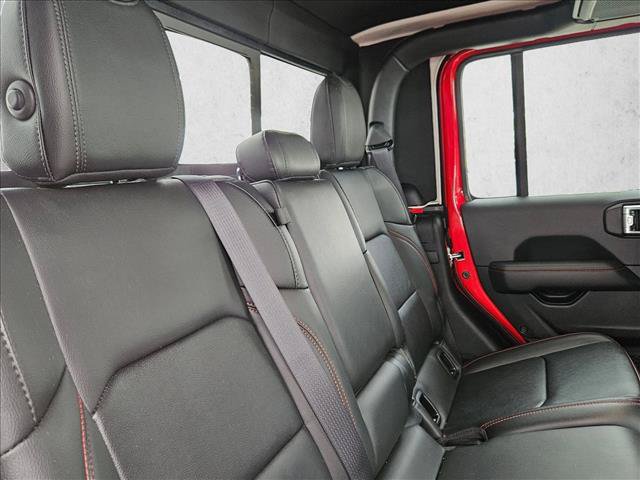 Used 2022 Jeep Gladiator Rubicon w/ Cold Weather Group AWD/4WD image 21